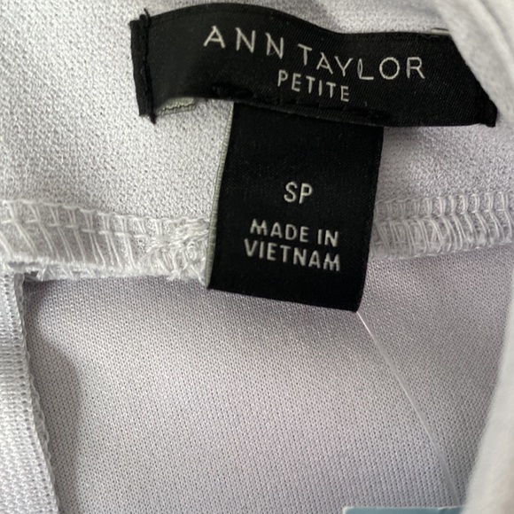 🆕Ann Taylor light gray/blue high collar blouse - Picture 2 of 3